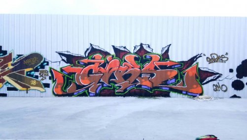 Graffiti Holiday & Friends